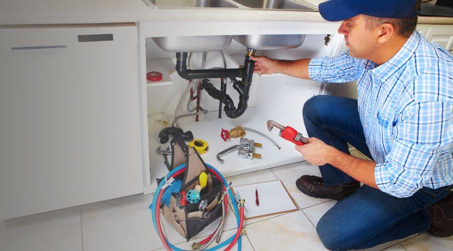 Expert burst pipe repair services in Philo, OH